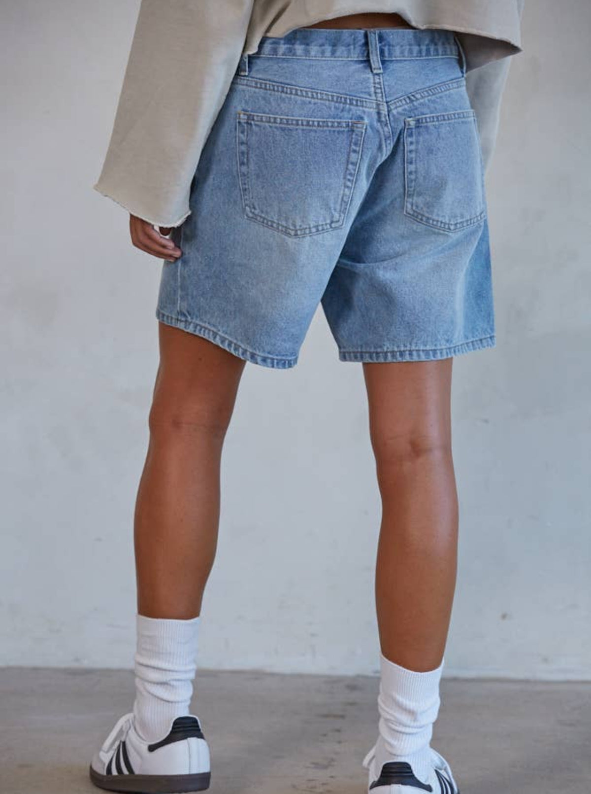 Bermuda Shorts | Medium Wash