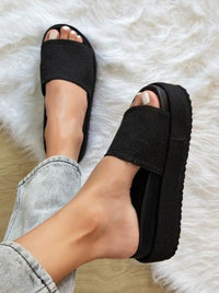 The Seeker Platform Slide Sandals | Black