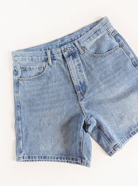 Bermuda Shorts | Medium Wash