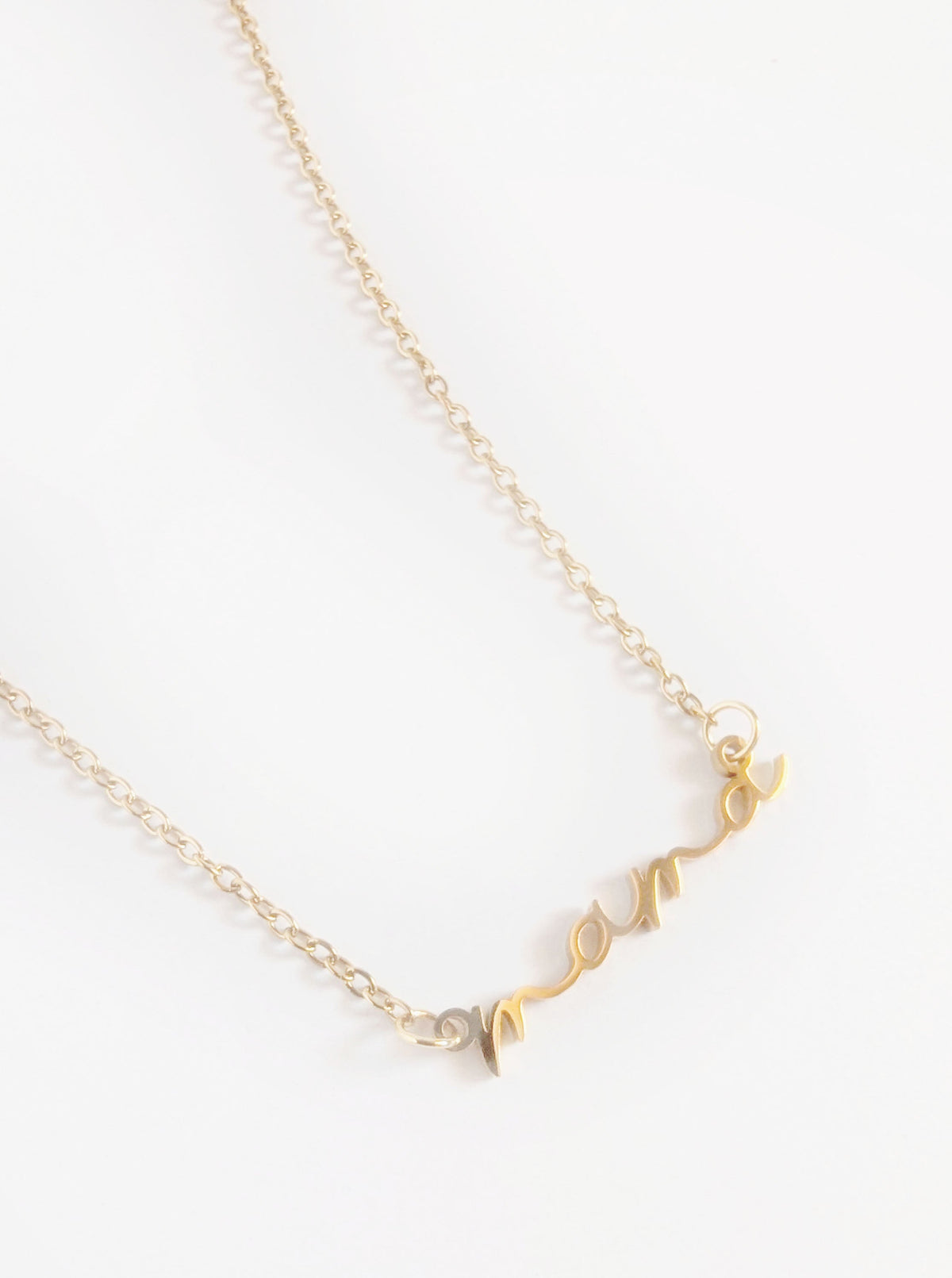 Tarnish Resistant "mama" Necklace | Gold