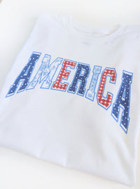 AMERICA Graphic Tee | White