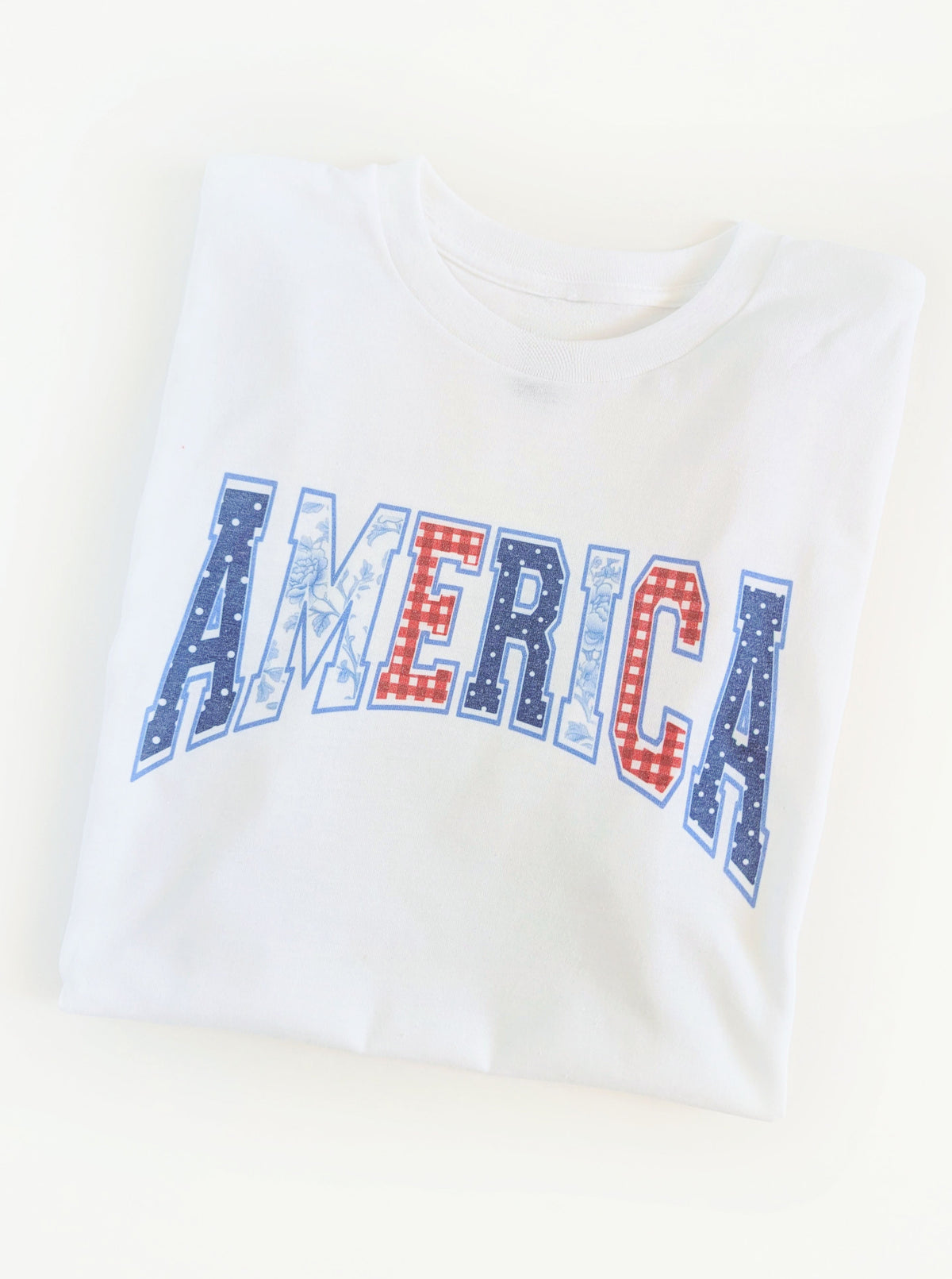 AMERICA Graphic Tee | White