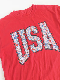 USA Daisy Graphic Tee | Paprika *Restock Coming*