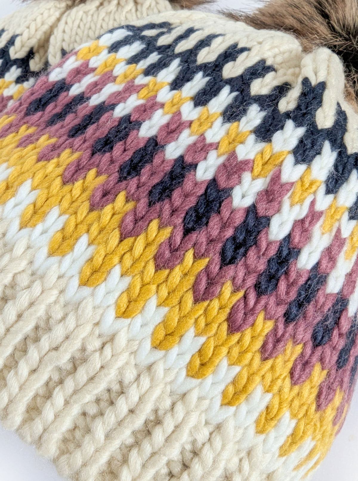 Colorful Pom Beanie | Oatmeal