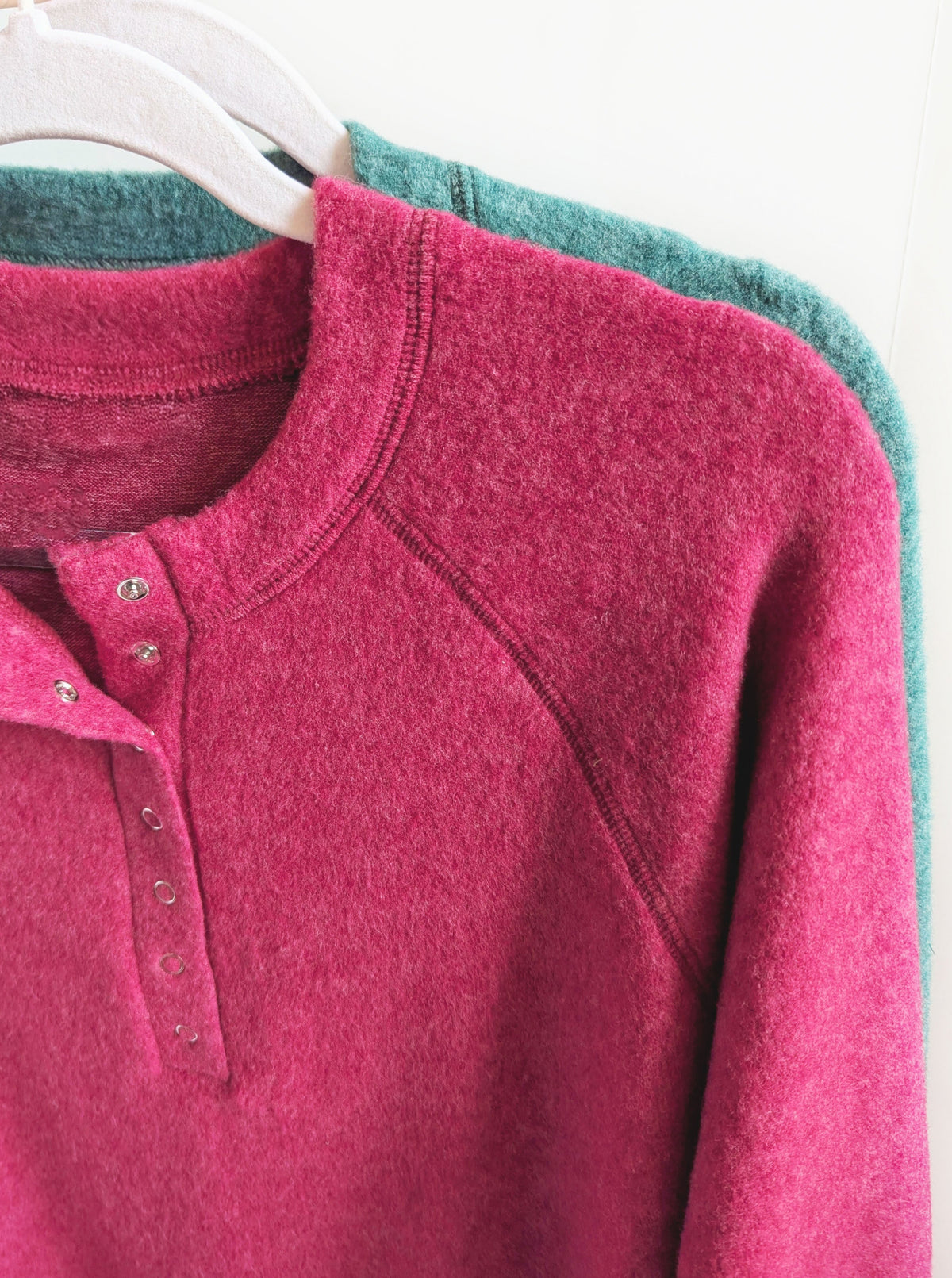 Cozy Henley | Cabernet & Spruce