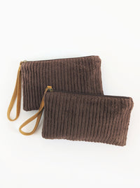 Corduroy Wristlet | Chocolate