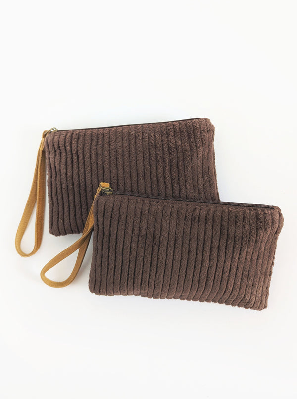 Corduroy Wristlet | Chocolate
