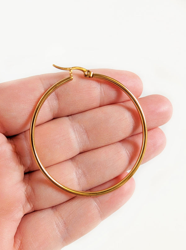 Tarnish Resistant Hoop Earrings | Gold