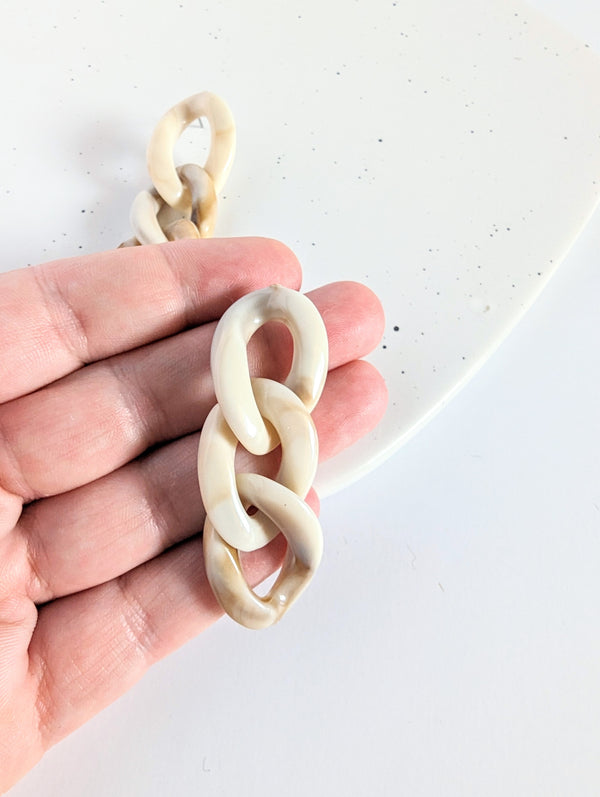 Acrylic Chain Link Earrings | Beige