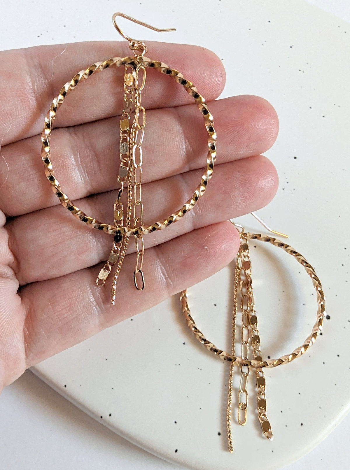 Circle & Chain Earrings | Gold