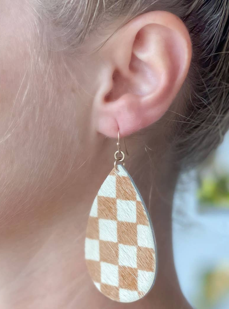 Checkerboard  Drop Earrings | Ivory & Beige