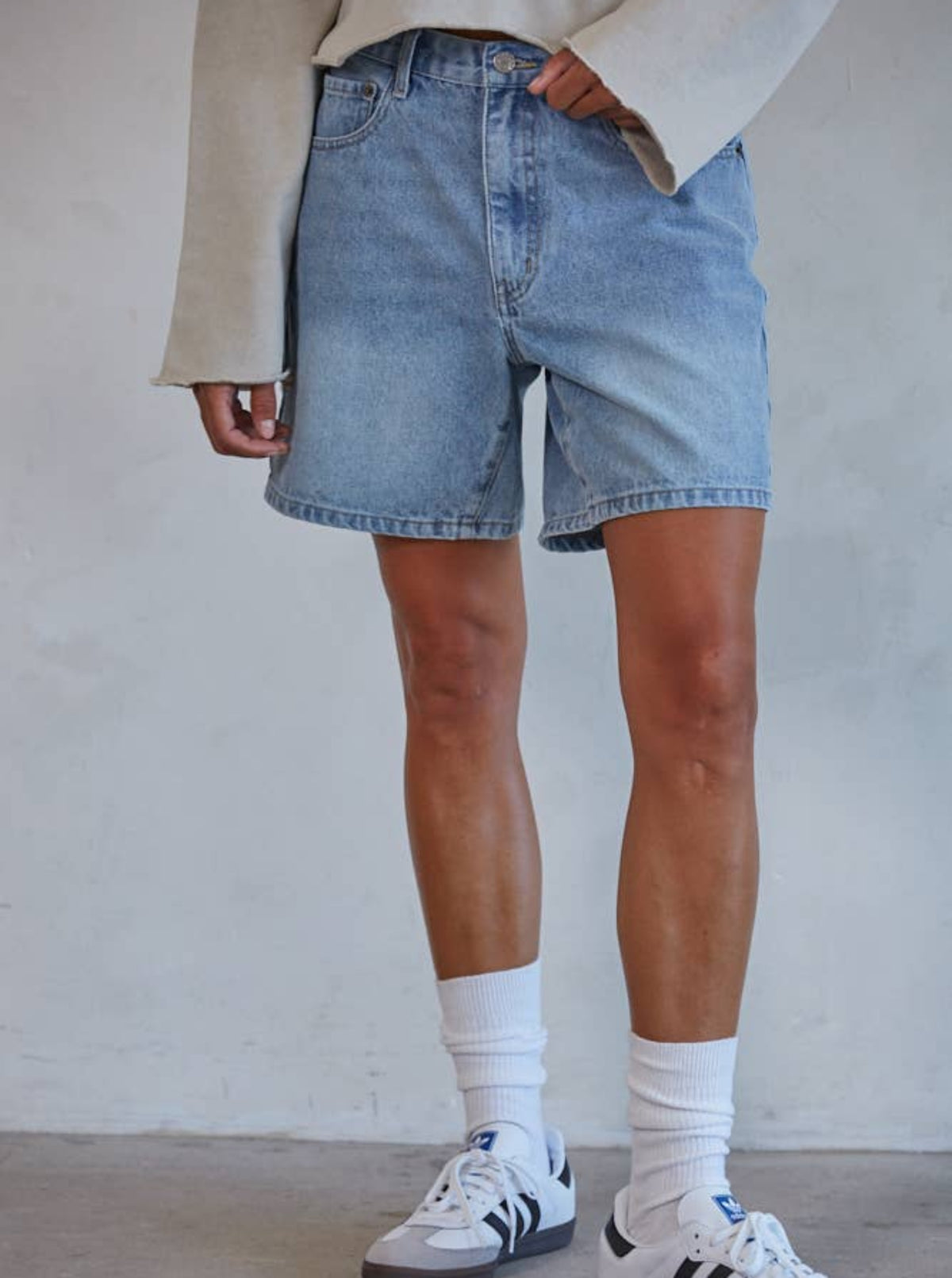 Bermuda Shorts | Medium Wash