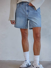 Bermuda Shorts | Medium Wash