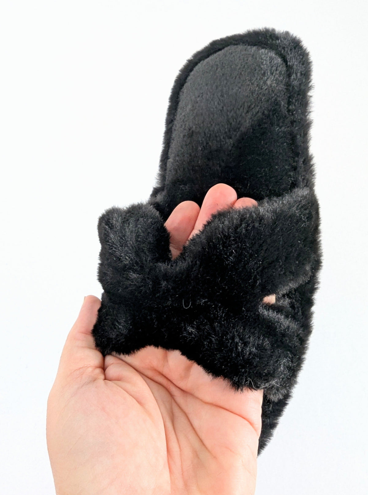 Designer Inspired Slippers | Black