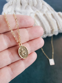 Virgin Mary or Sacred Heart of Jesus Necklace | Gold