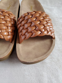 Basket Weave Sandals | Tan